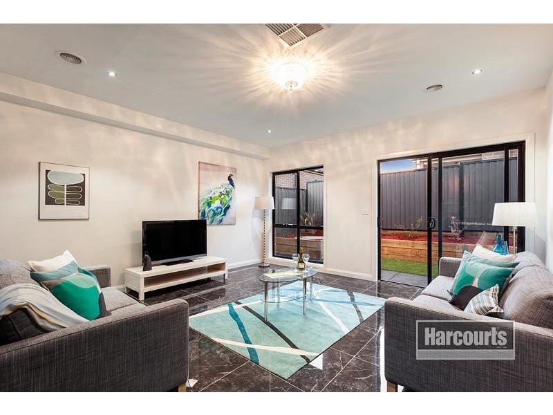 10 Spirited Circuit, Craigieburn VIC 3064