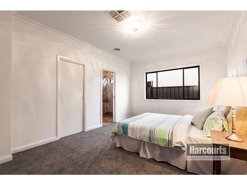 10 Spirited Circuit, Craigieburn VIC 3064