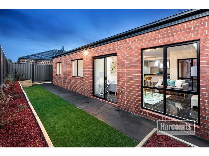 10 Spirited Circuit, Craigieburn VIC 3064
