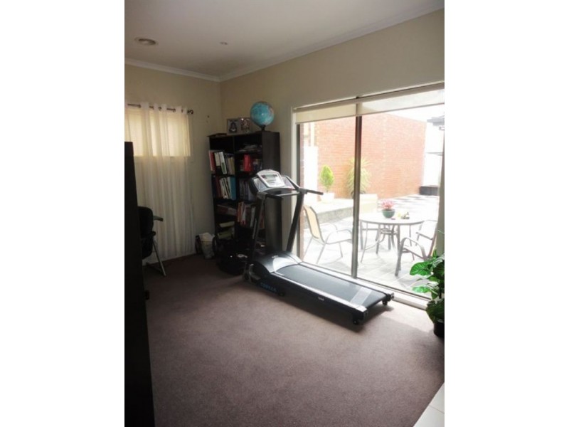 100 Redding Rise, Epping VIC 3076