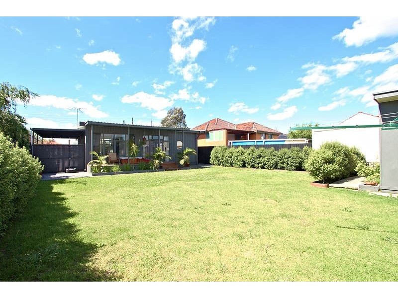 41 Alexander Avenue, Thomastown VIC 3074