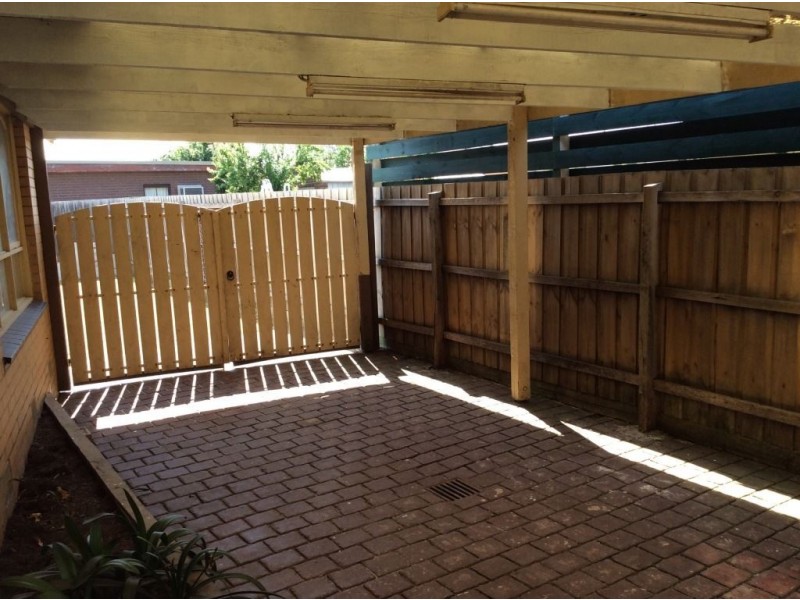 21 Tanjil Court, Thomastown VIC 3074