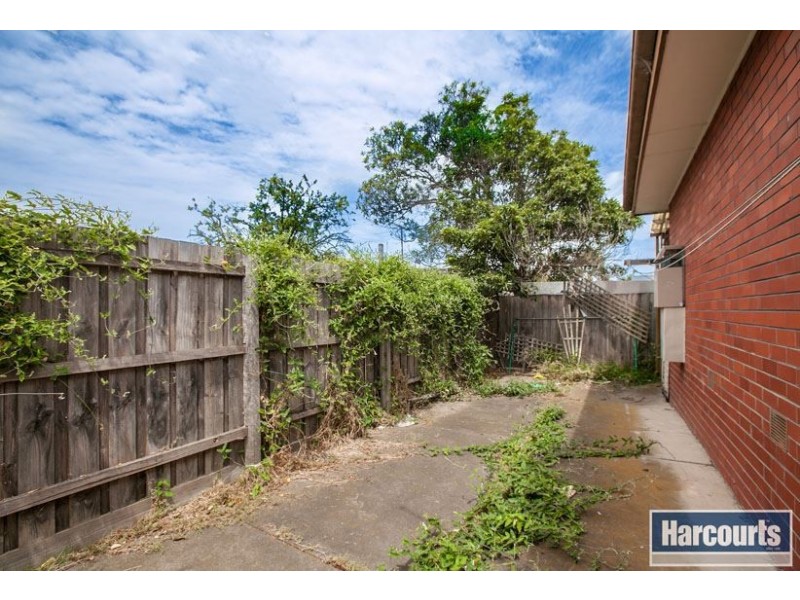 8/2 Clarke Street, Thomastown VIC 3074