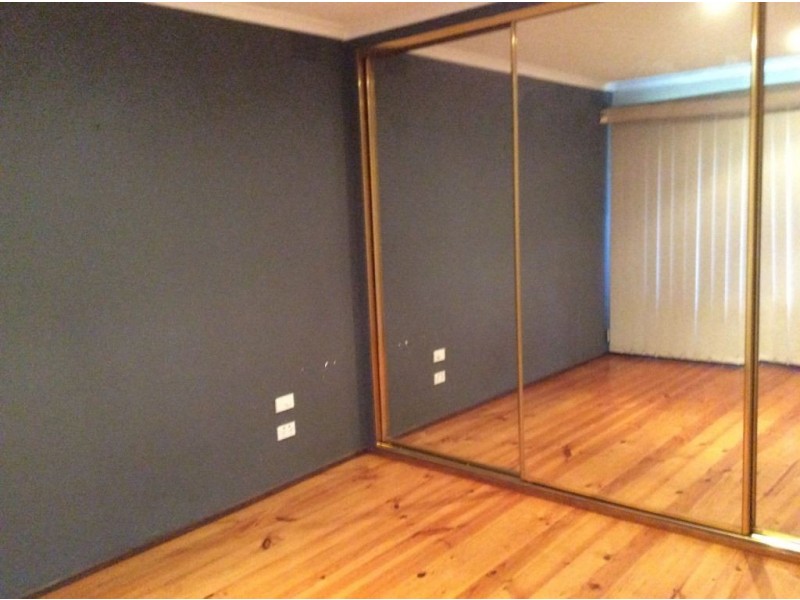 24 Mindoro Crescent, Lalor VIC 3075