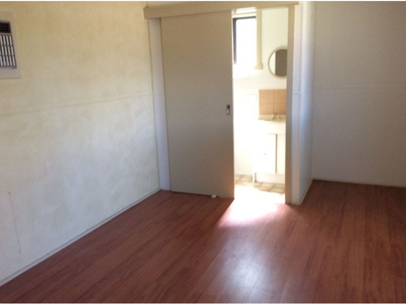 24 Mindoro Crescent, Lalor VIC 3075