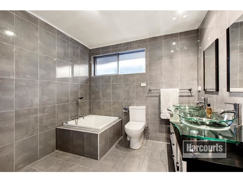 6 Moonah Court, Thomastown VIC 3074