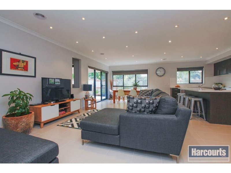 10 Ardenal Crescent, Lalor VIC 3075