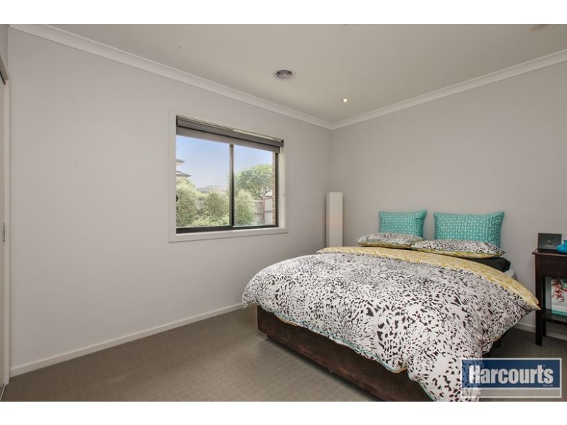 10 Ardenal Crescent, Lalor VIC 3075