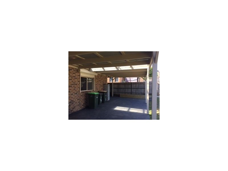 8 Benuad Place, Epping VIC 3076