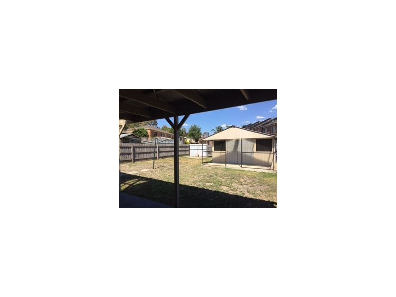 8 Benuad Place, Epping VIC 3076