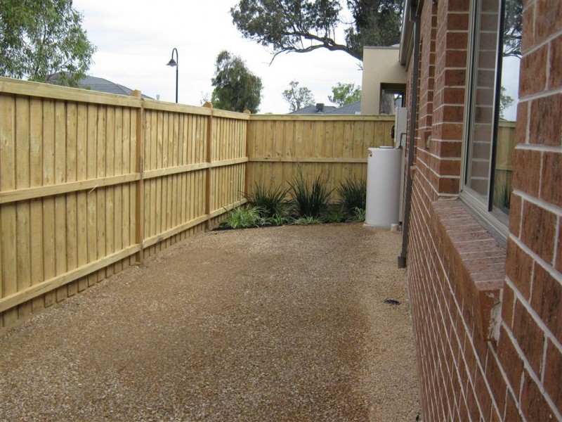 8 Gunghalin Drive, Doreen VIC 3754