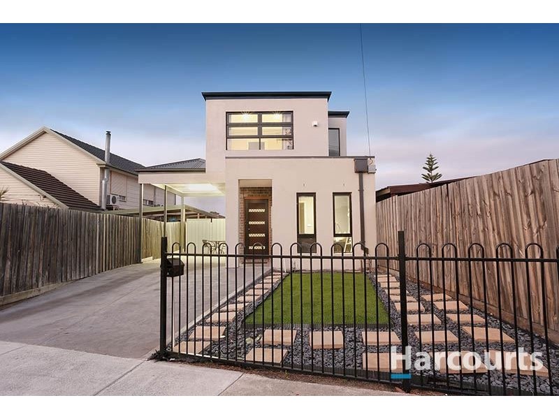 16A Festival Grove, Lalor VIC 3075
