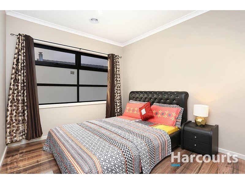 16A Festival Grove, Lalor VIC 3075