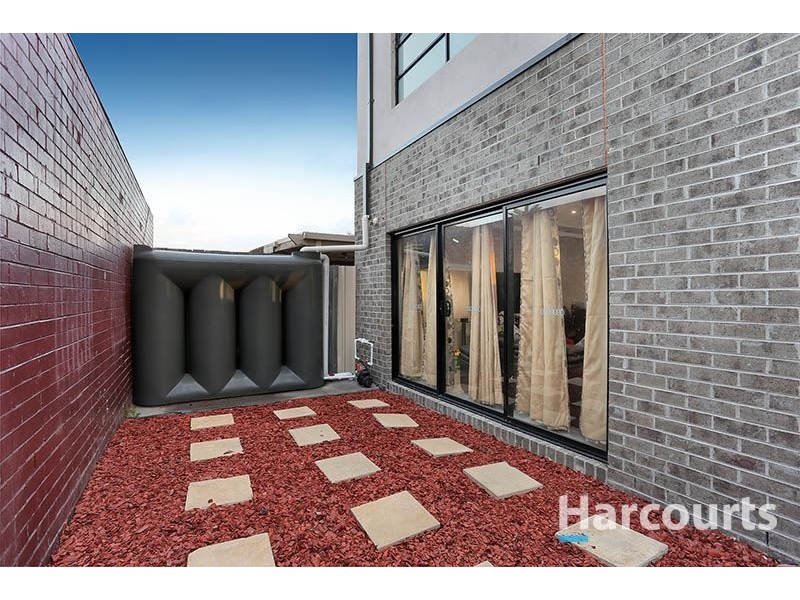 16A Festival Grove, Lalor VIC 3075