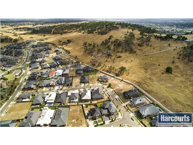 15 Delphi Avenue, South Morang VIC 3752