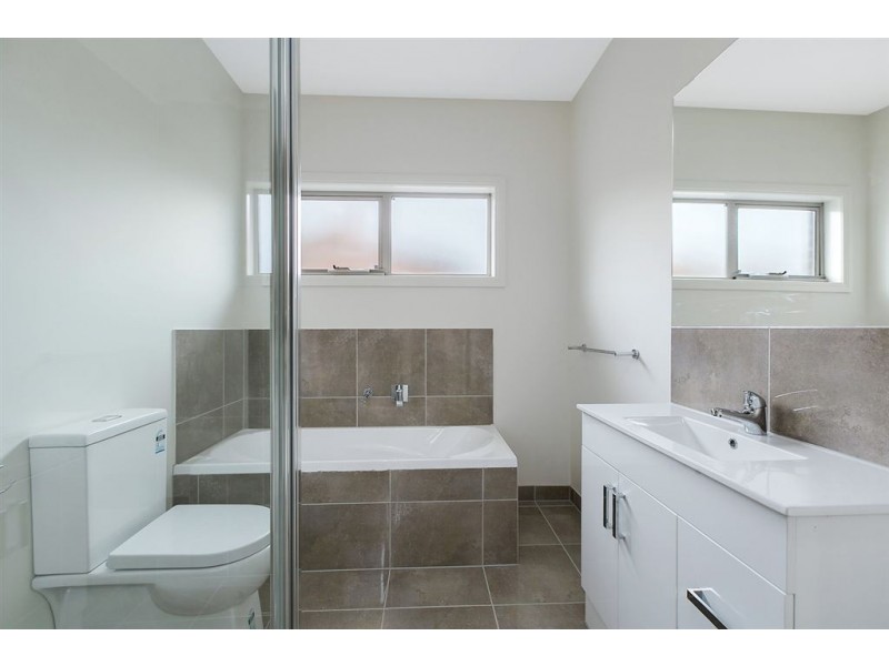 1/26 Messmate Street, Lalor VIC 3075