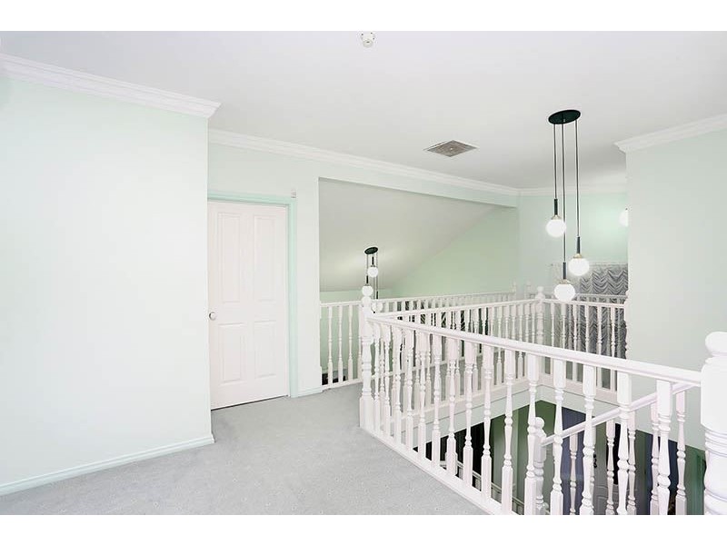 37 Ester Drive, Mill Park VIC 3082