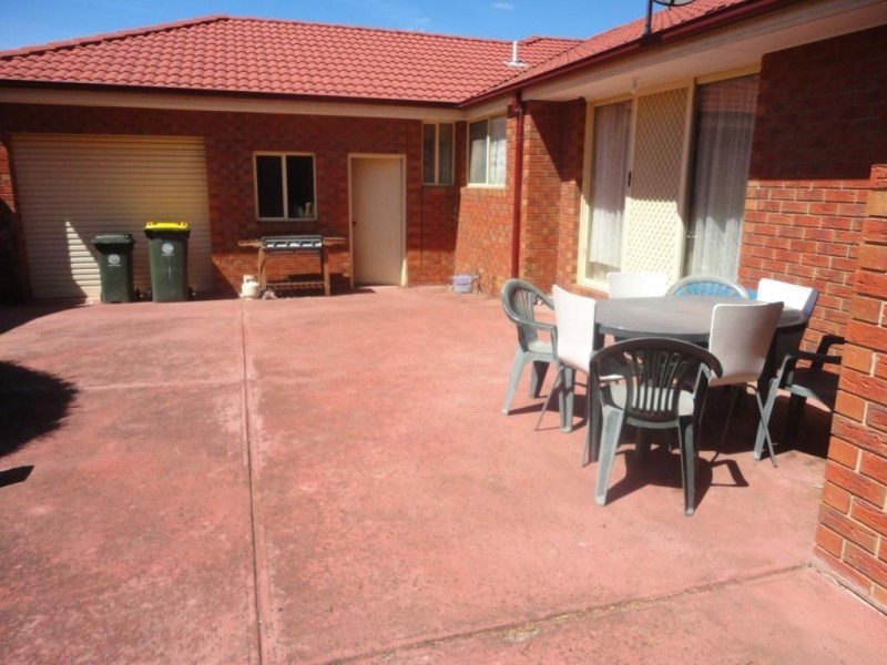 16 Woodfull Way, Epping VIC 3076