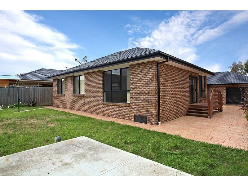 5 Beringarra Street, South Morang VIC 3752