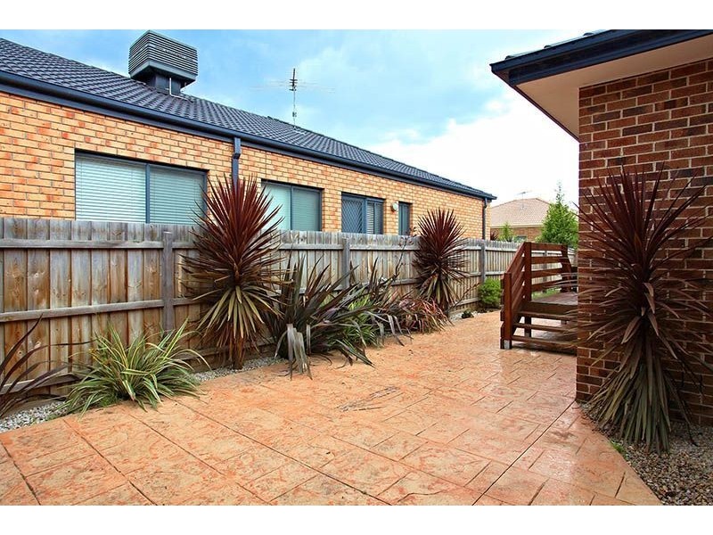 5 Beringarra Street, South Morang VIC 3752