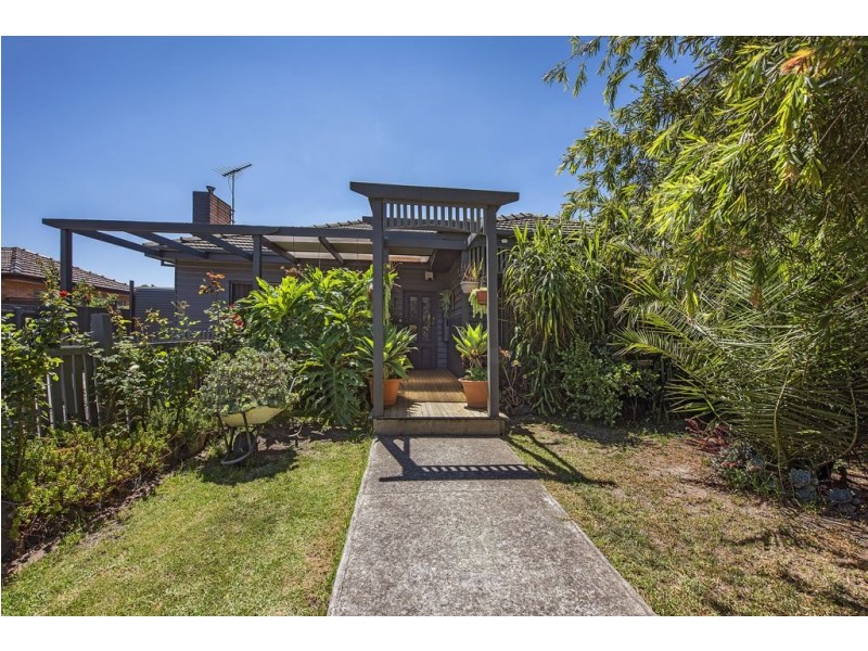 64 Curtin Avenue, Lalor VIC 3075