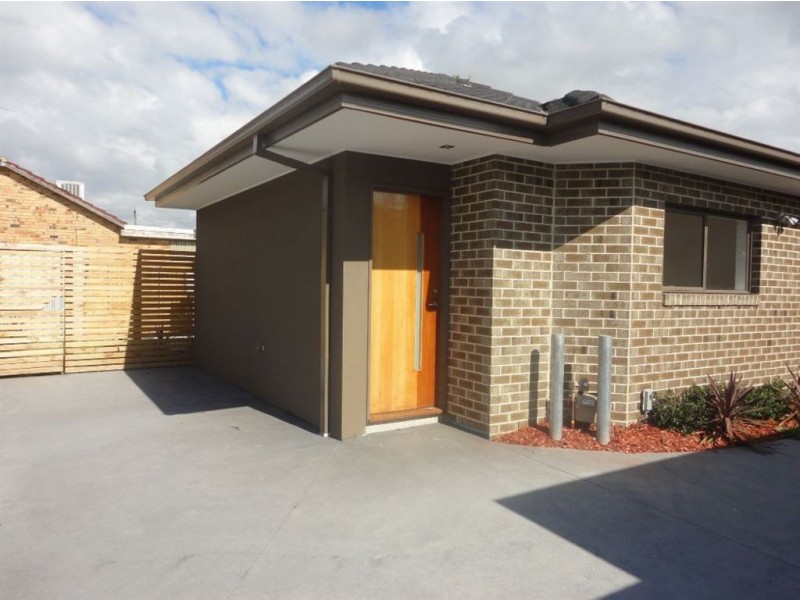 2/19 Poplar Street, Thomastown VIC 3074