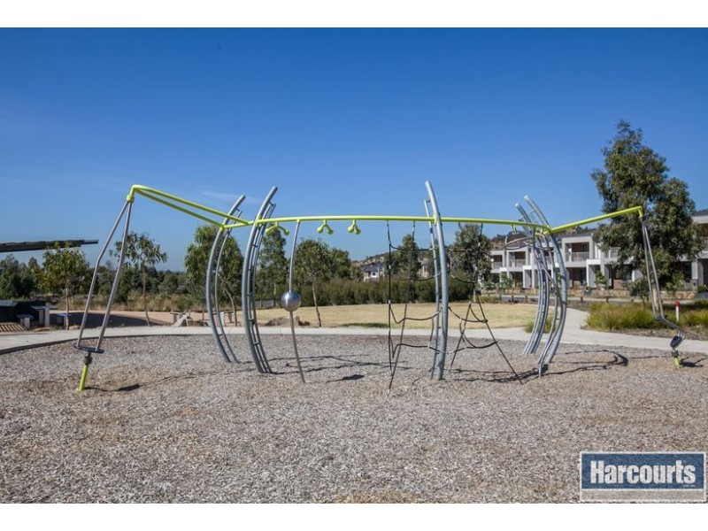 38 Palisades Boulevard, South Morang VIC 3752