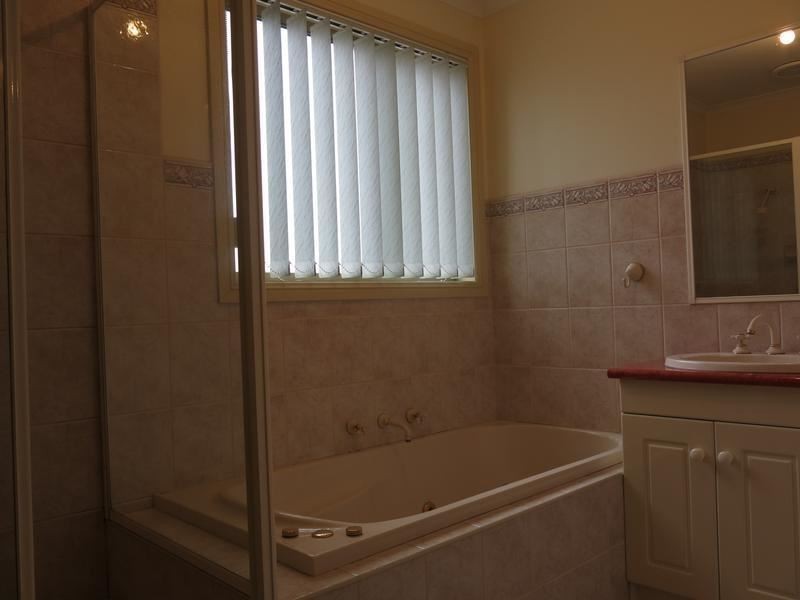 228 Betula Avenue, Mill Park VIC 3082