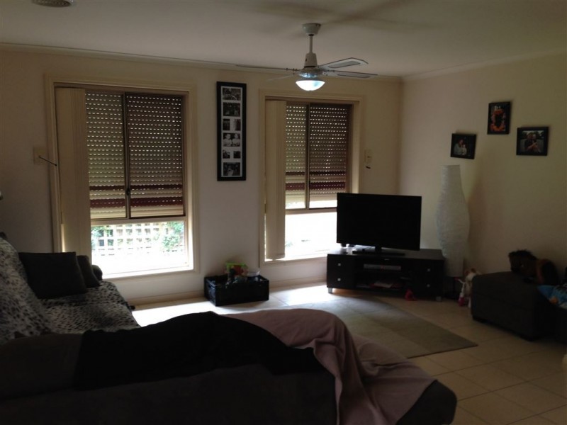 1A Royston Close, Mill Park VIC 3082