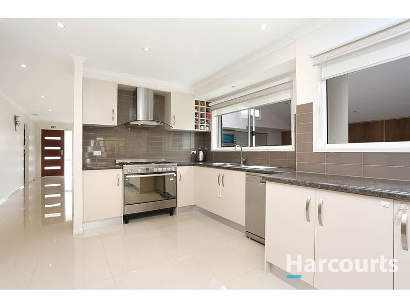 4 Lotus Court, Epping VIC 3076