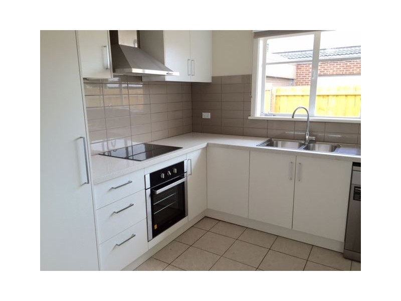 1/13 Chappell Street, Thomastown VIC 3074