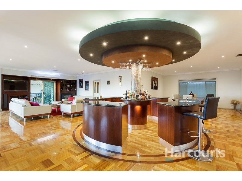 19 Raphael Rise, South Morang VIC 3752