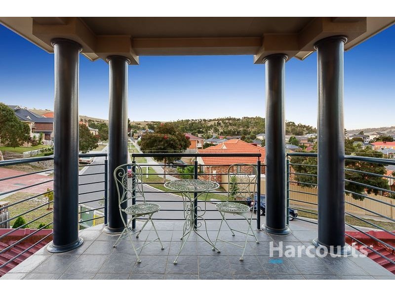 19 Raphael Rise, South Morang VIC 3752
