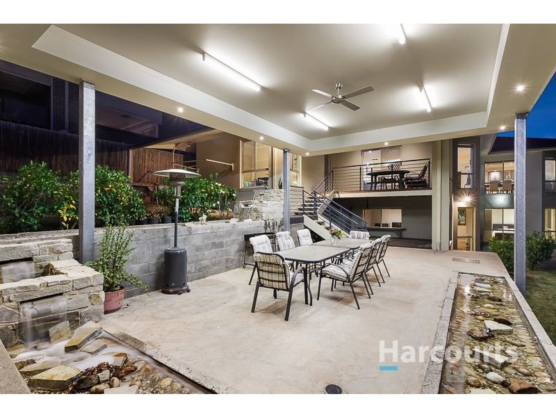 19 Raphael Rise, South Morang VIC 3752