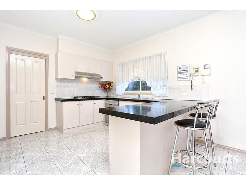 6 Swan Court, Thomastown VIC 3074