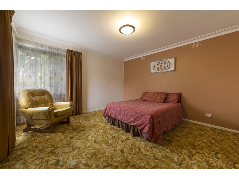 11 Burton Street, Lalor VIC 3075