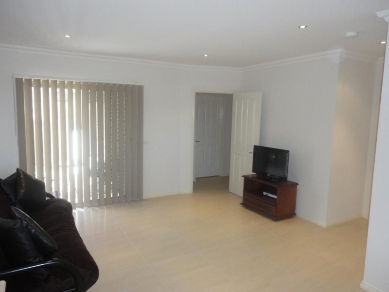 1/1 Marcia Street, Thomastown VIC 3074