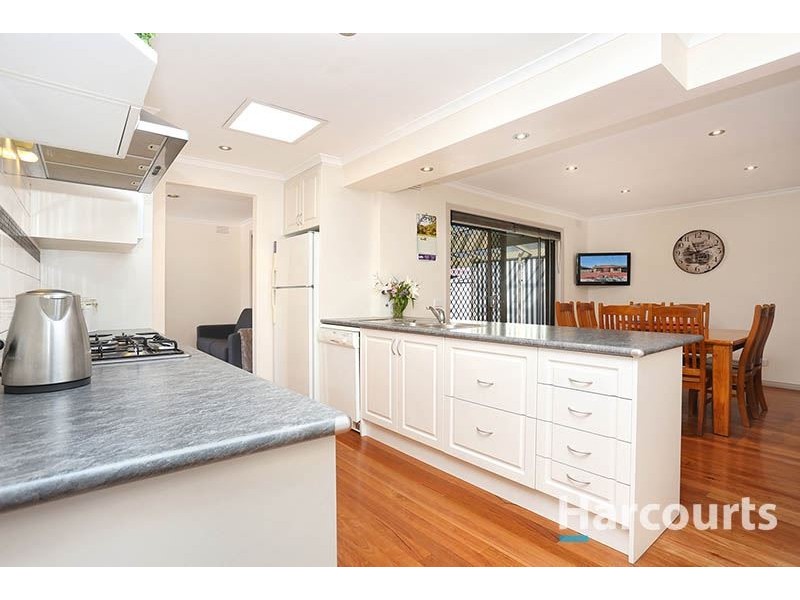 23 Mindoro Crescent, Lalor VIC 3075