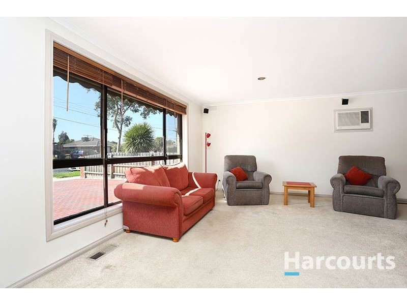 23 Mindoro Crescent, Lalor VIC 3075