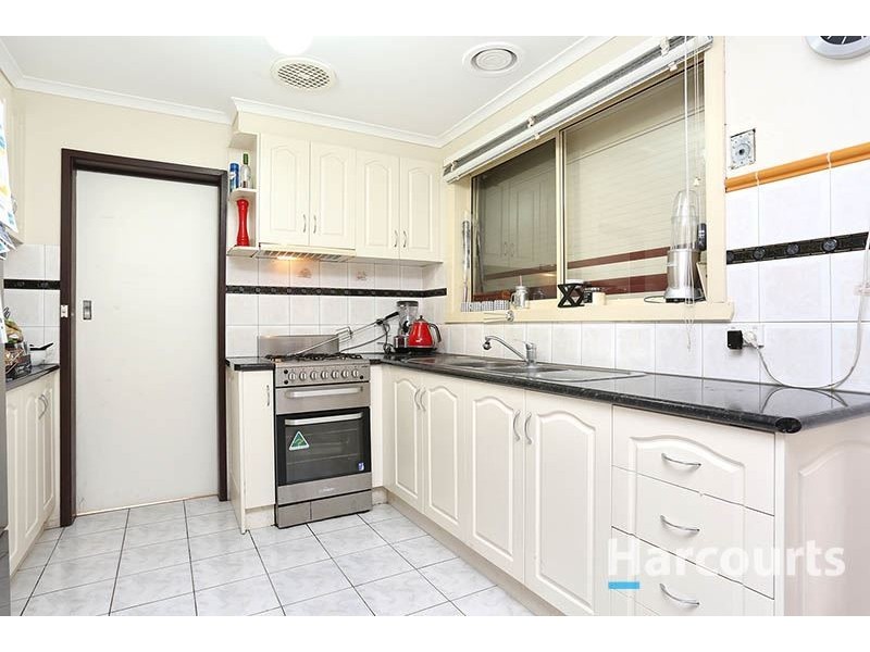 11 McKimmies Road, Lalor VIC 3075