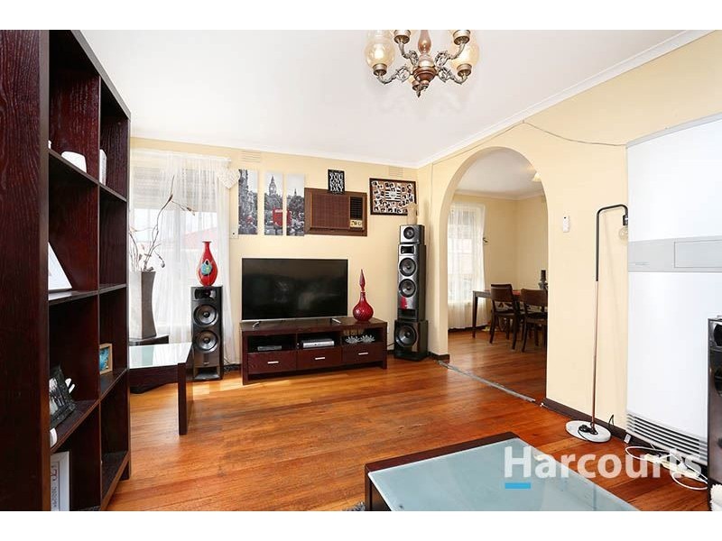 11 McKimmies Road, Lalor VIC 3075