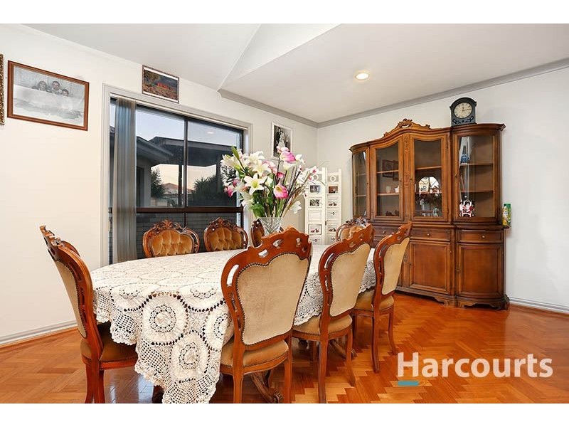 9 Mossman Crescent, Lalor VIC 3075