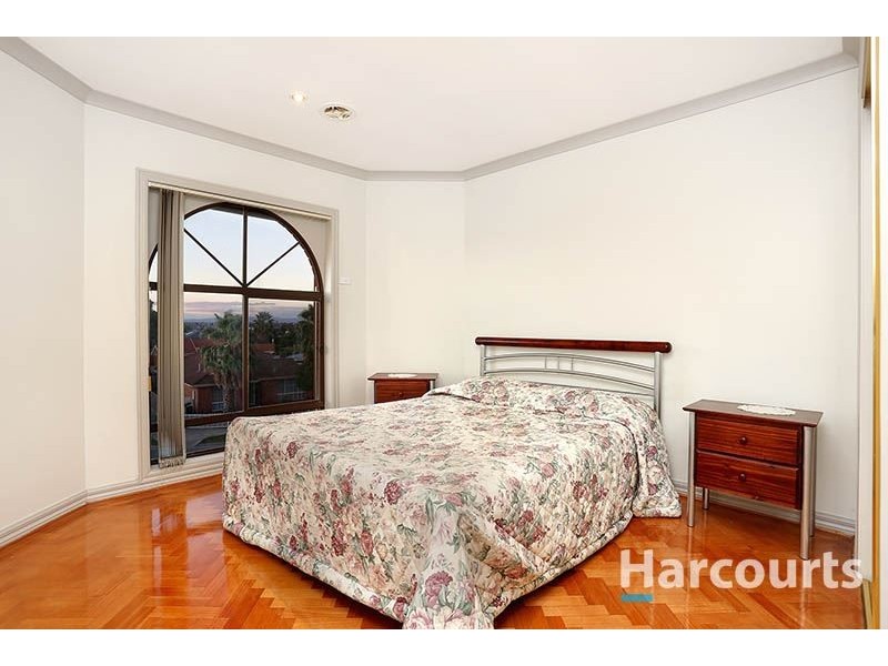 9 Mossman Crescent, Lalor VIC 3075