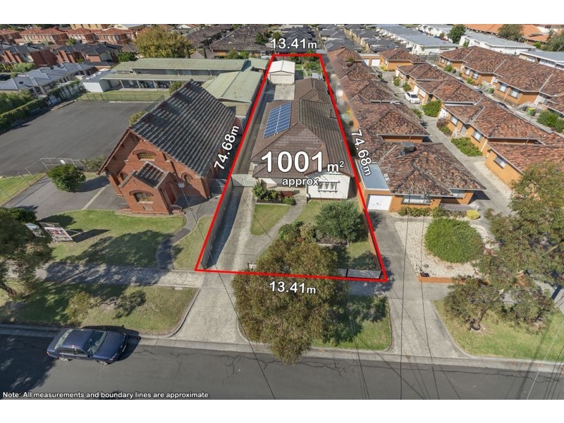 32 George Street, Reservoir VIC 3073