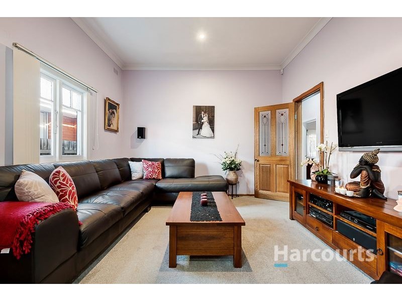 32 George Street, Reservoir VIC 3073