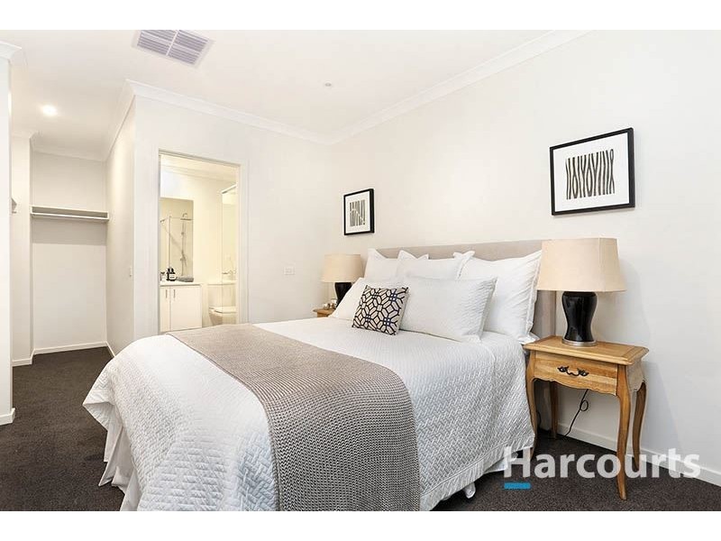 3 Kingbird Crescent, Doreen VIC 3754