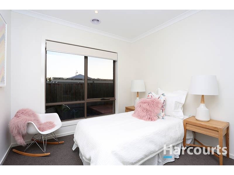 3 Kingbird Crescent, Doreen VIC 3754