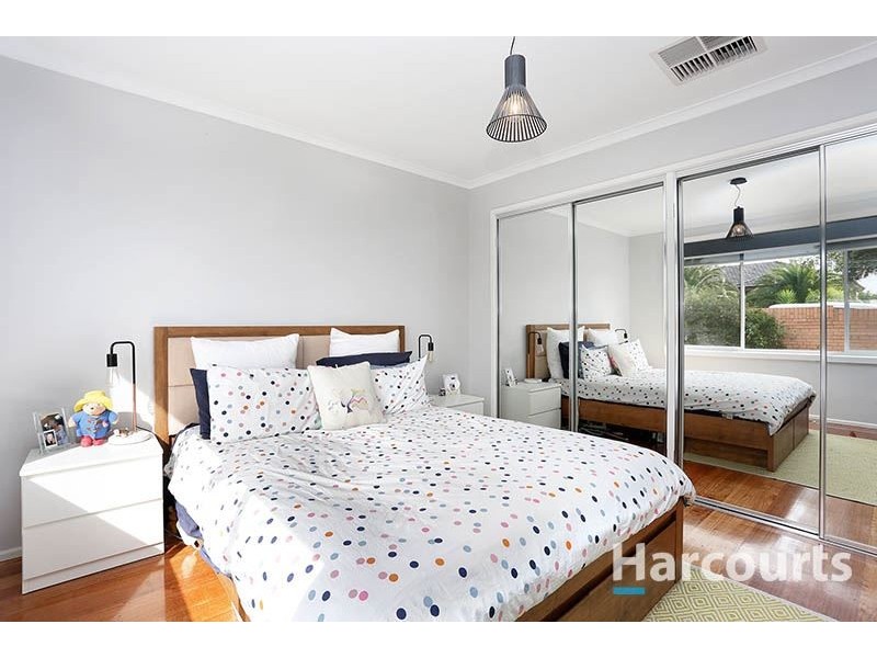 10 Winamurra Crescent, Thomastown VIC 3074