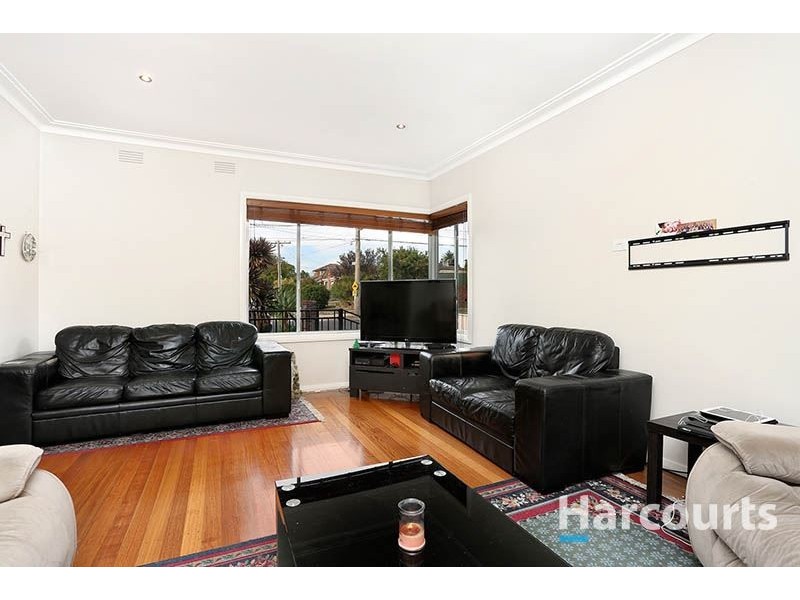 7 Festival Grove, Lalor VIC 3075