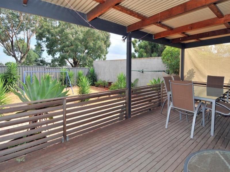 7 Festival Grove, Lalor VIC 3075